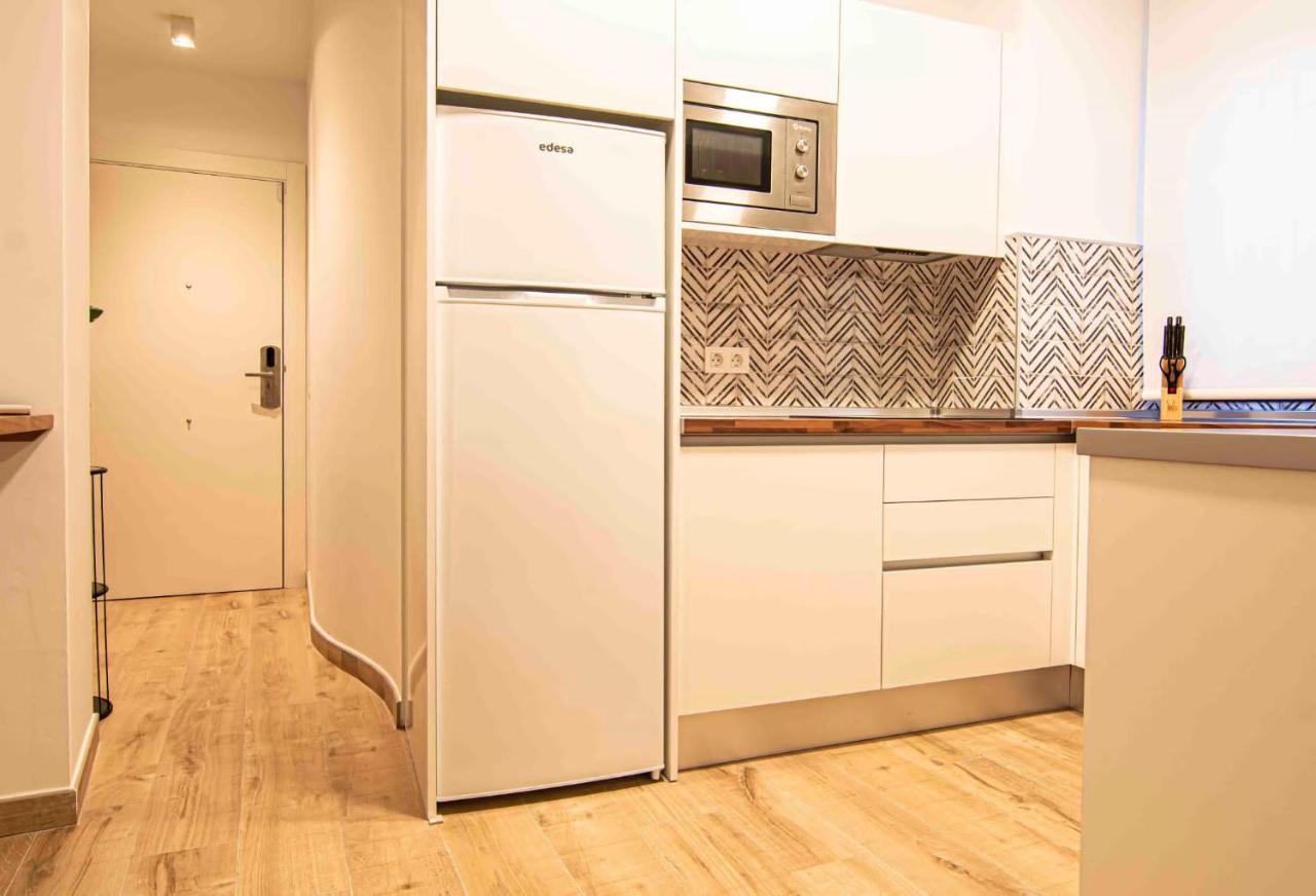 Apartamentos Leonor Малага Екстер'єр фото